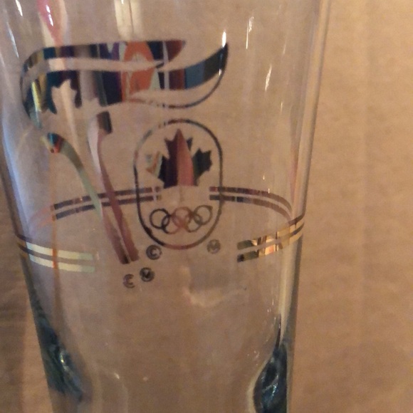 I have 7 big glasses and 12 little ones in mint shape - Picture 3 of 5